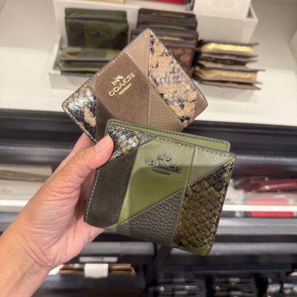 Coach Snap Wallet With Patchwork And Snake Print CCR27/CCL77 - Picture 1 of 14